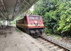 सोनपुर मंडल के दिनकर ग्राम सिमरिया स्टेशनों पर प्री-नान इंटरलॉक एवं नान इंटरलॉक कार्य किये जाने के कारण गाड़ियों का मार्ग परिवर्तन